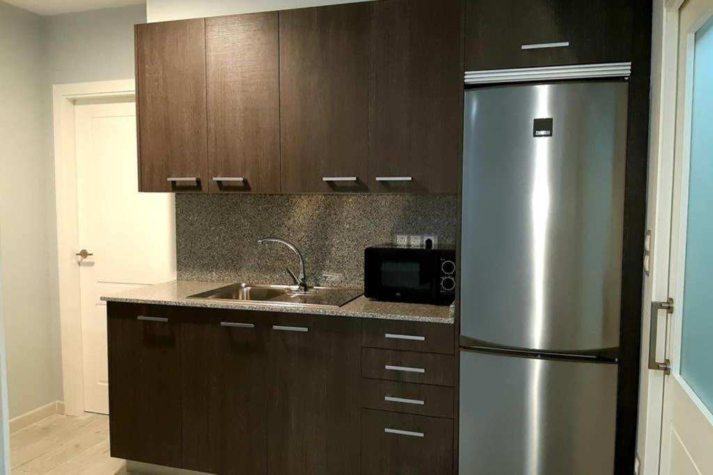 Disfrute De Sus Vacaciones Con Wifi En El Puerto De Carino Apartment ภายนอก รูปภาพ
